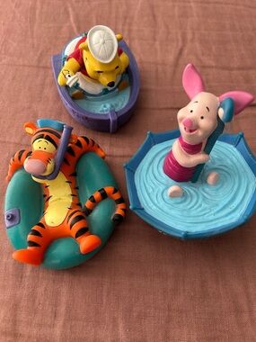 Vintage Disney Winnie the Pooh Bath Playset Figures - Winnie, Tigger, and Piglet